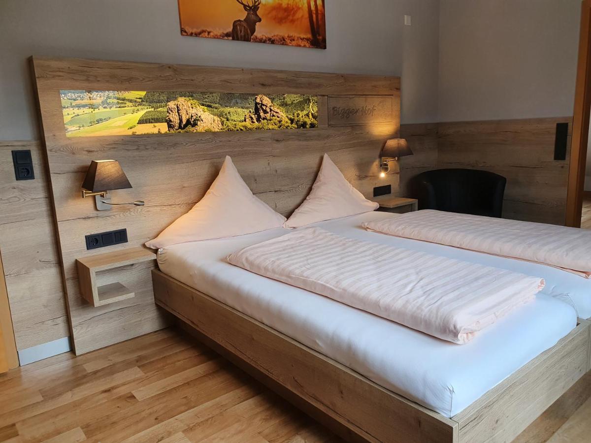 Hotel Bigger Hof - Wirtshaus Platzhirsch Am Jahnplatz オルスベルク エクステリア 写真